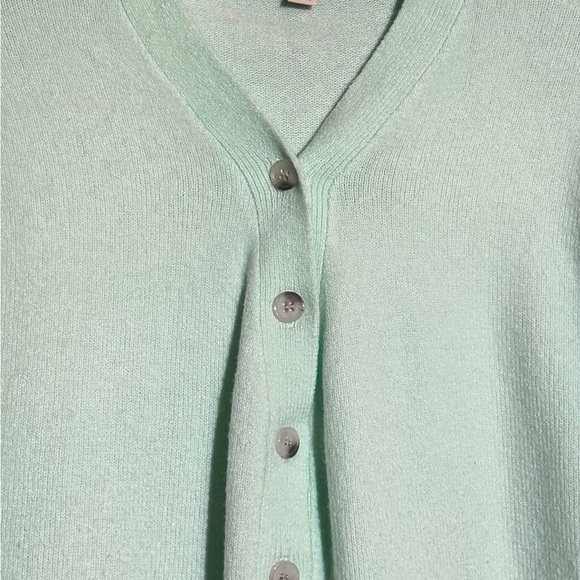 Loft Light Green Women's Sweater Size Small - Picture 4 of 5